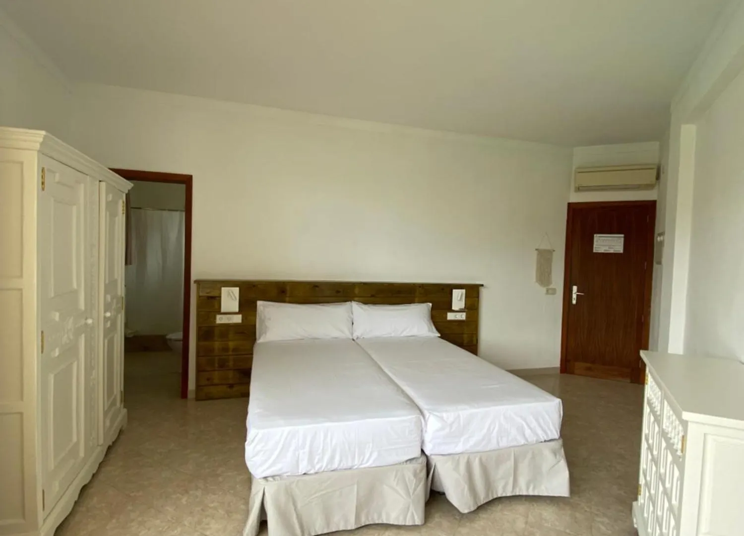 Hostal Palmaria Santanyi Guest house